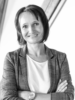 Anja Fleschhut - Assistentin für Vertrieb und Verwaltung